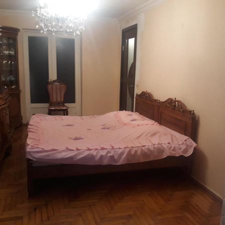 Ferienwohnung Madona'S House Batumi Exterior foto